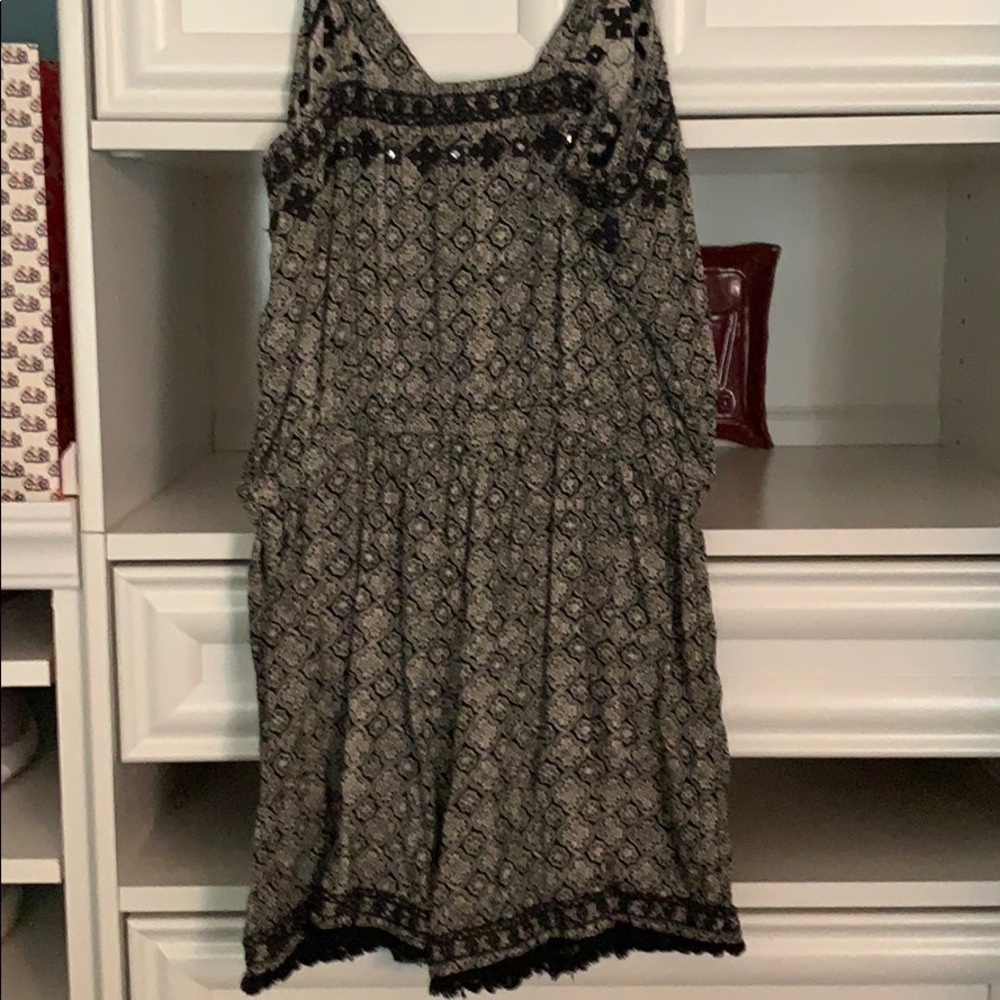 Romper - Picture 2 of 2